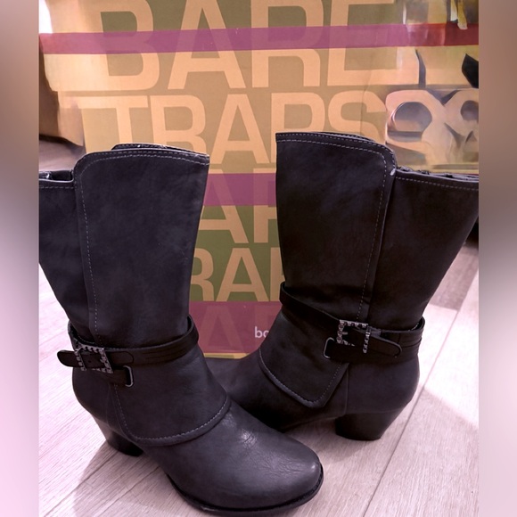 Baretraps Mid Calf Roxie Heeled Boots Womens Faux Leather adjustable Buckle Sz7 - Picture 1 of 4